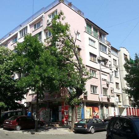 Studio Zora Burgas Exterior photo